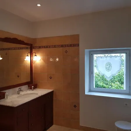 Domaine De Pelouaille - D'hotes Bed and breakfast *