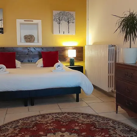 Domaine De Pelouaille - D'hotes Bed and breakfast