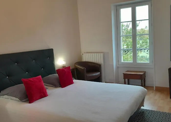 Domaine De Pelouaille - D'hotes Saint-Jean-d'Angely